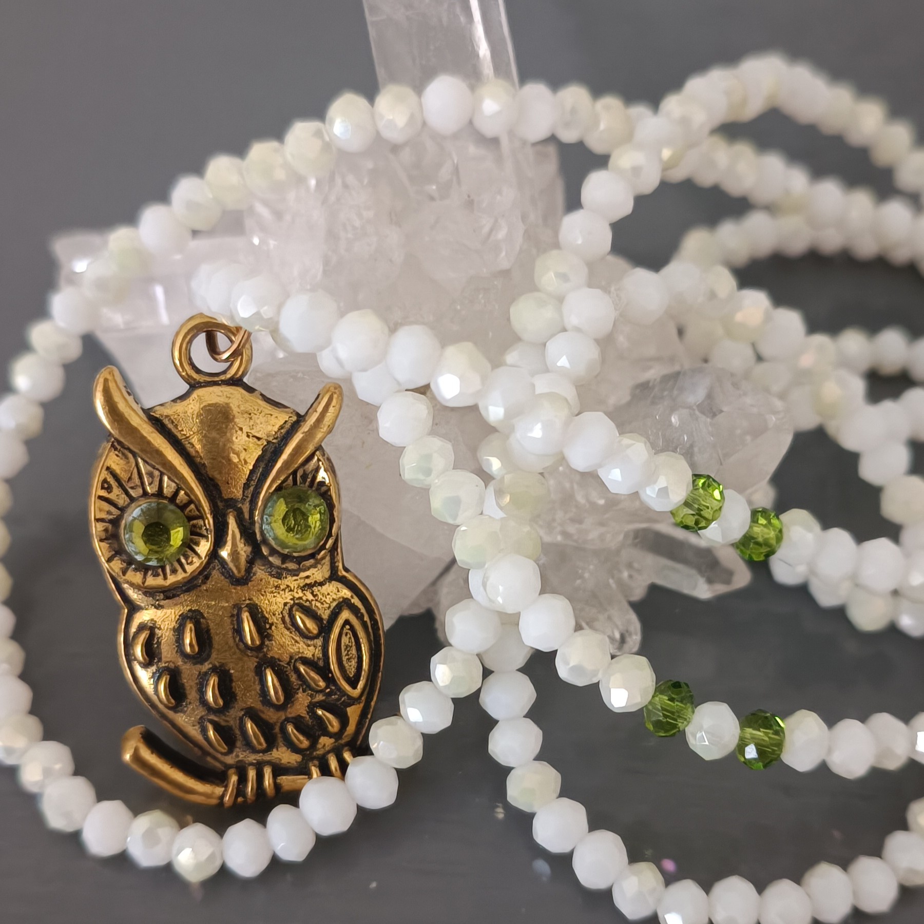 Collier chouette dorée – Bijou spirituel sagesse